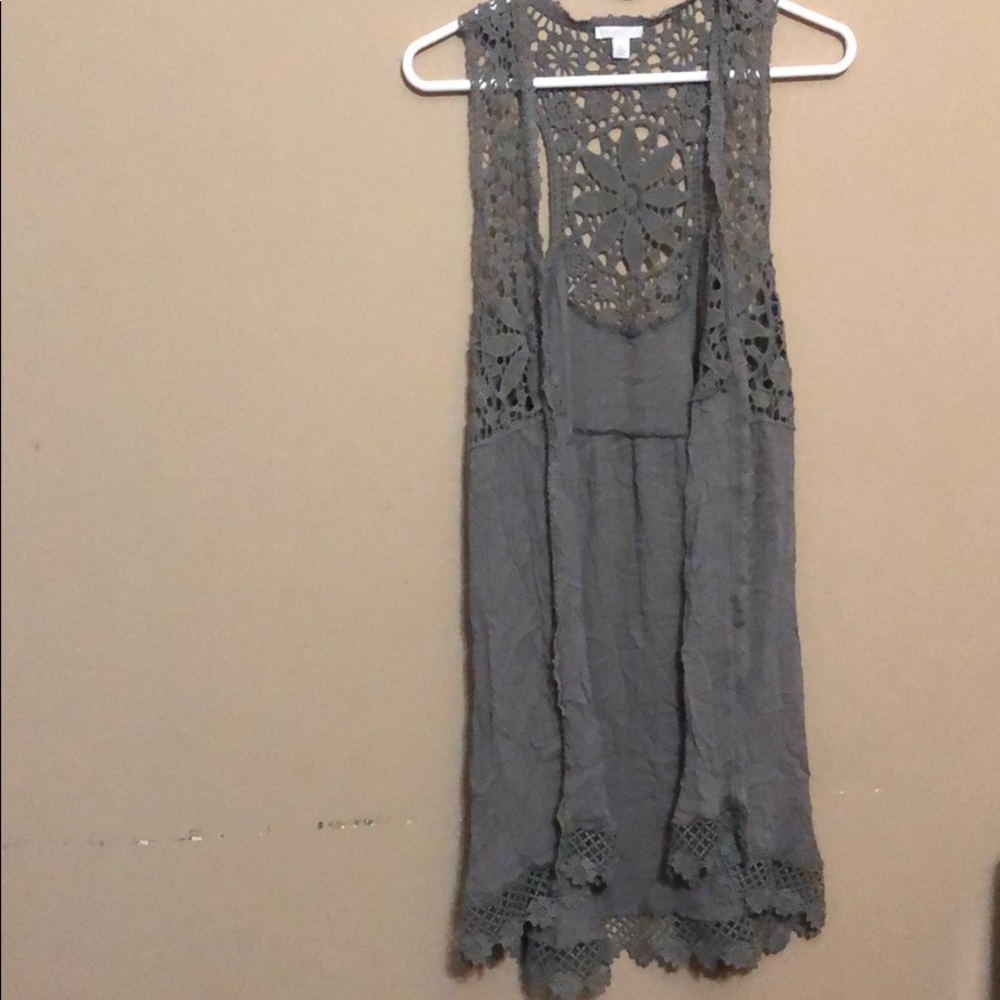 C Est. 1946 Army Green Vest Lace Size Large